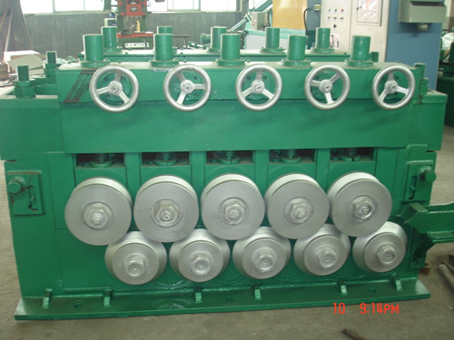 型鋼校直機(jī) Section steel straightener